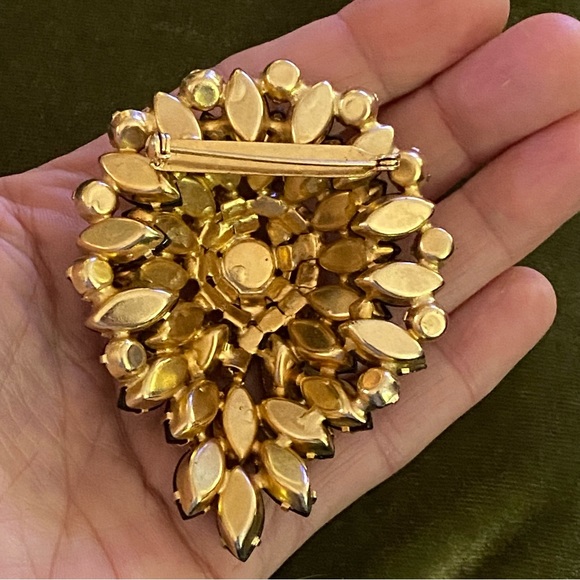 Vintage Rhinestone Brooch Topaz &  Black Colored Rhinestone Navettes. - Picture 9 of 13